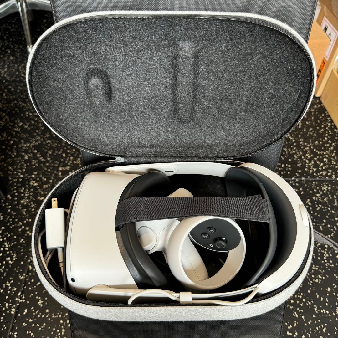 その他  Quest 2 128GB VR + Elite Strap Case