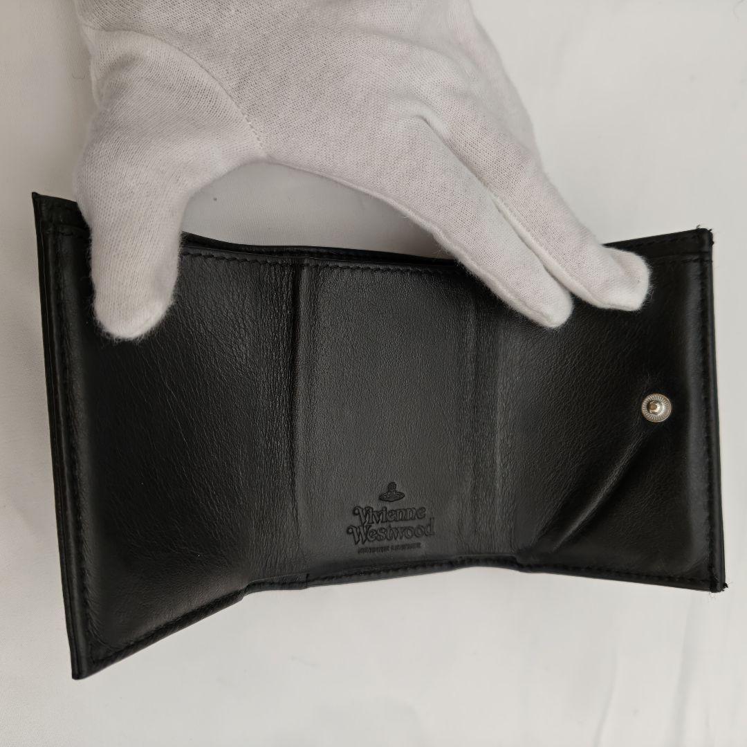 美品 ヴィヴィアンウエストウッド　3つ折り財布　レター型　オーブ　黒