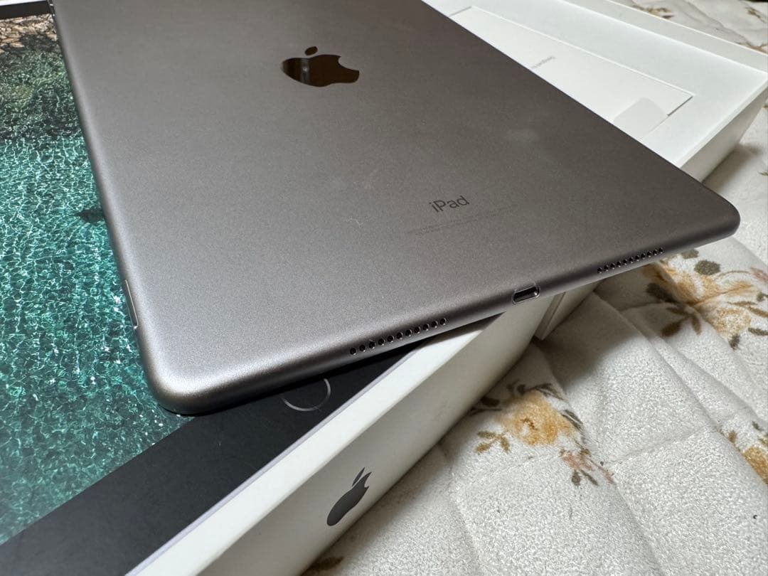 Apple iPad Pro 10.5インチ スペースグレー