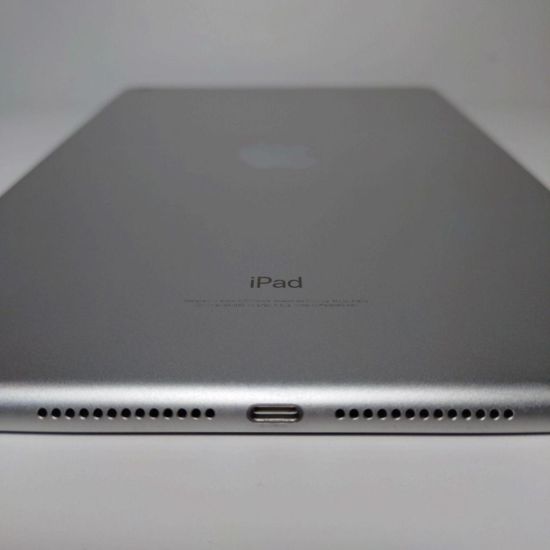 iPad 第6世代 Wi-Fi 128GB 中古