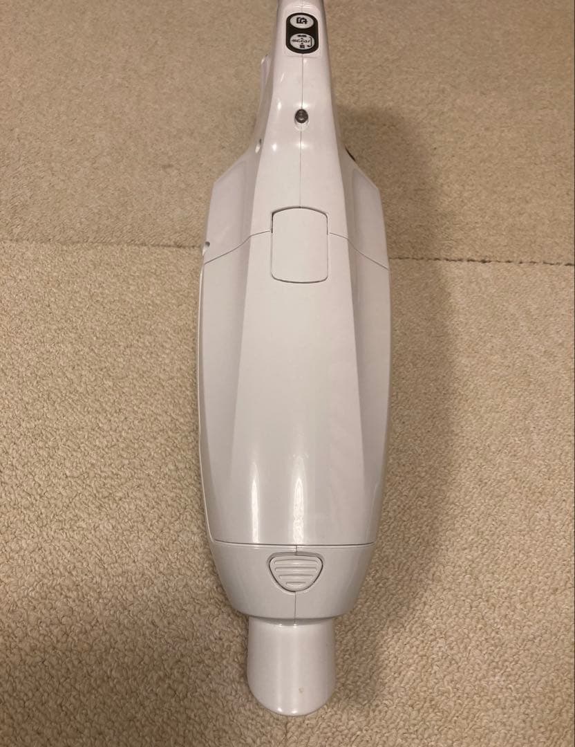 マキタ充電式スティッククリーナー CL107FD 充電器とバッテリー付