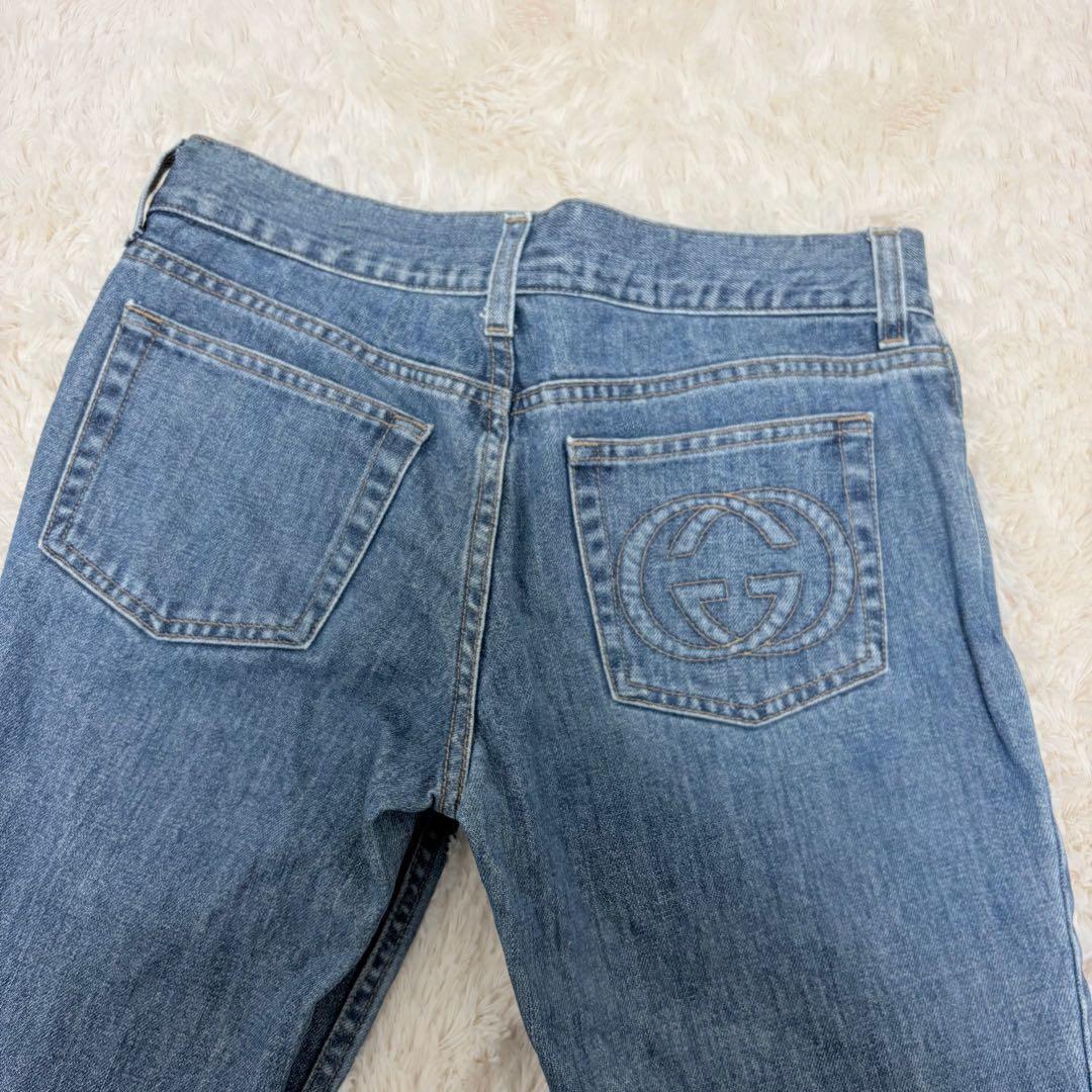 イタリア製✨希少　グッチ　GUCCI ストレートデニム　ロゴ刺繍　40サイズ