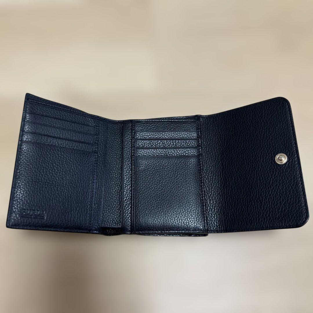 美品!!FURLA♥レザーかぶせ折り財布