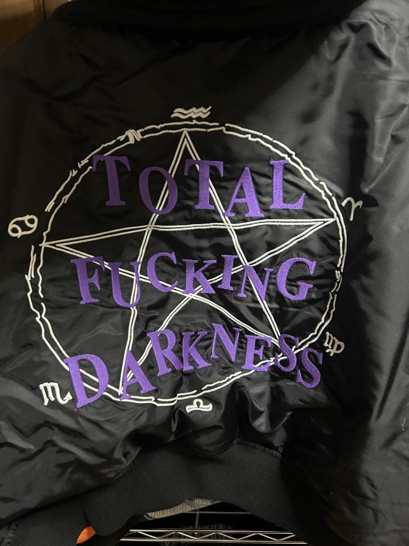 ジャケット・アウター VETEMENTS total darkness bomber jacket