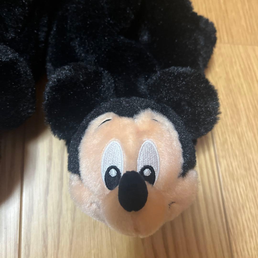 ディズニーストア　＊　ミッキー　マフラー、手袋セット