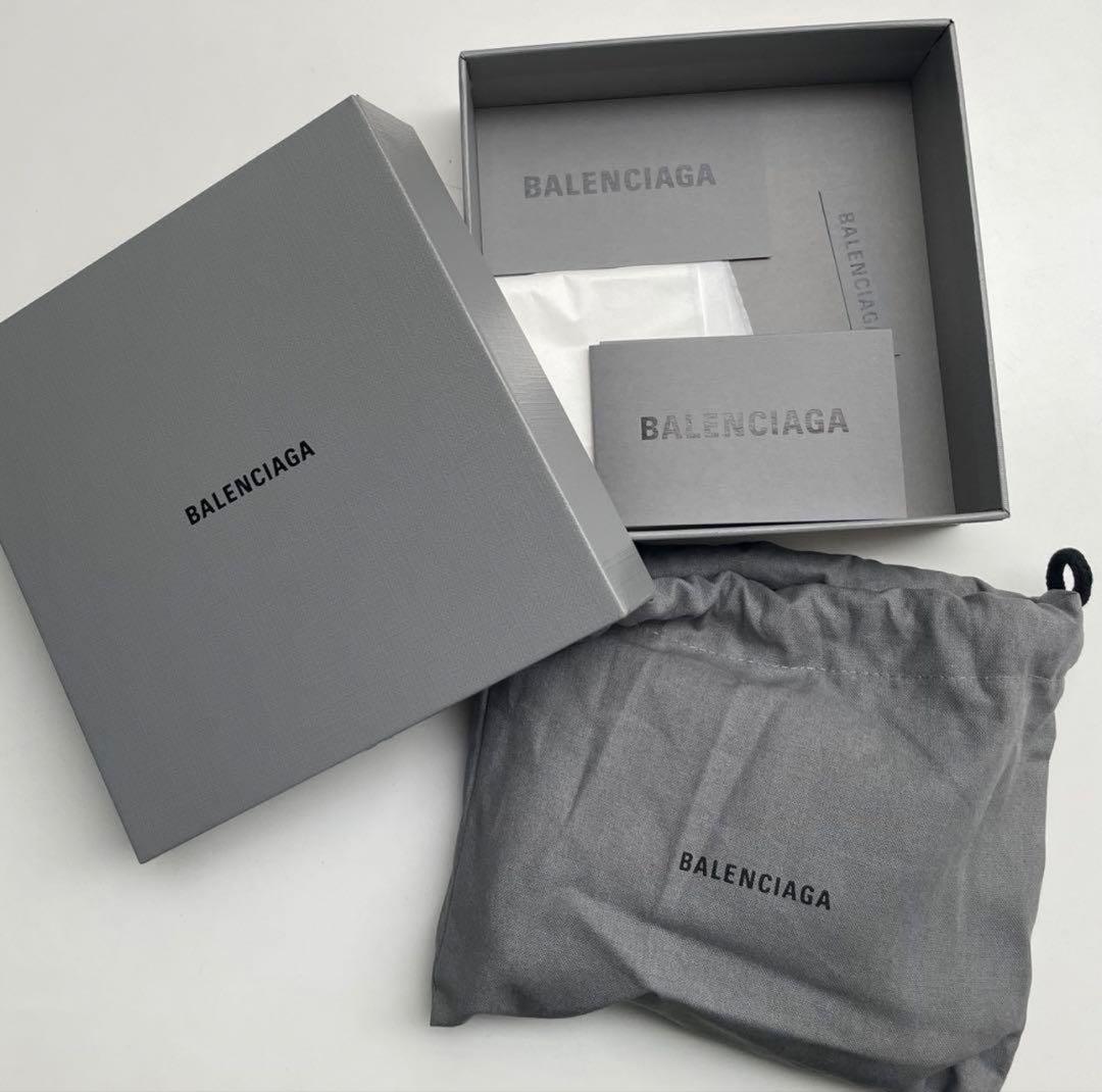 BALENCIAGA ブラックレザー ラウンドファスナー二つ折り財布　メンズ