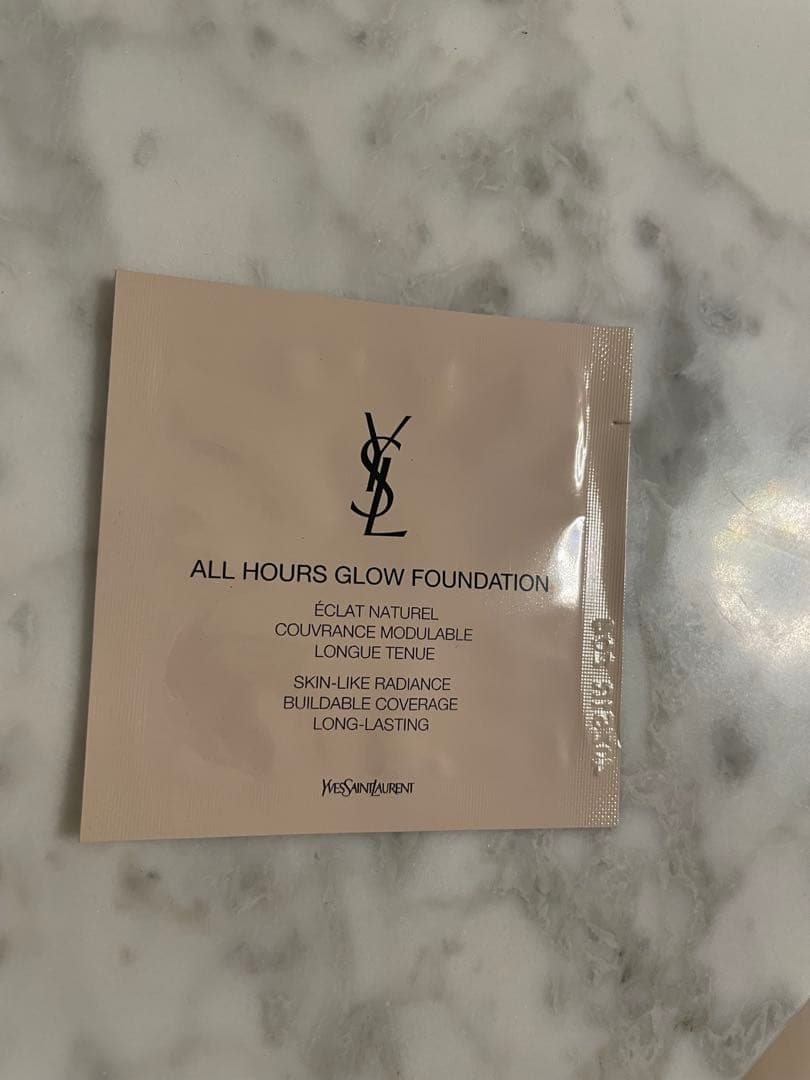 【限定ケース】YSL ラディアントタッチグロウパクト BR10【サンプル付き】