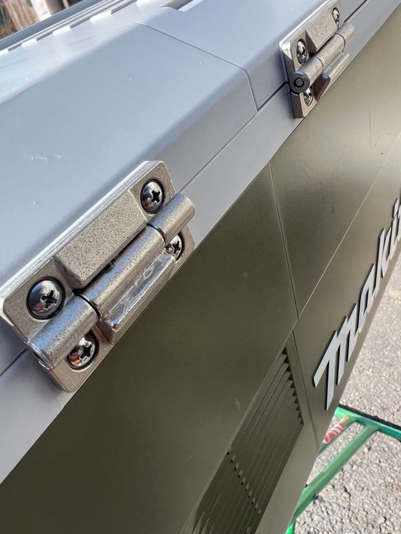 使用回数少 Makita 冷温庫 CW001G 20L