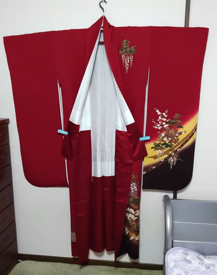 正絹　振袖　単品　赤系　和柄