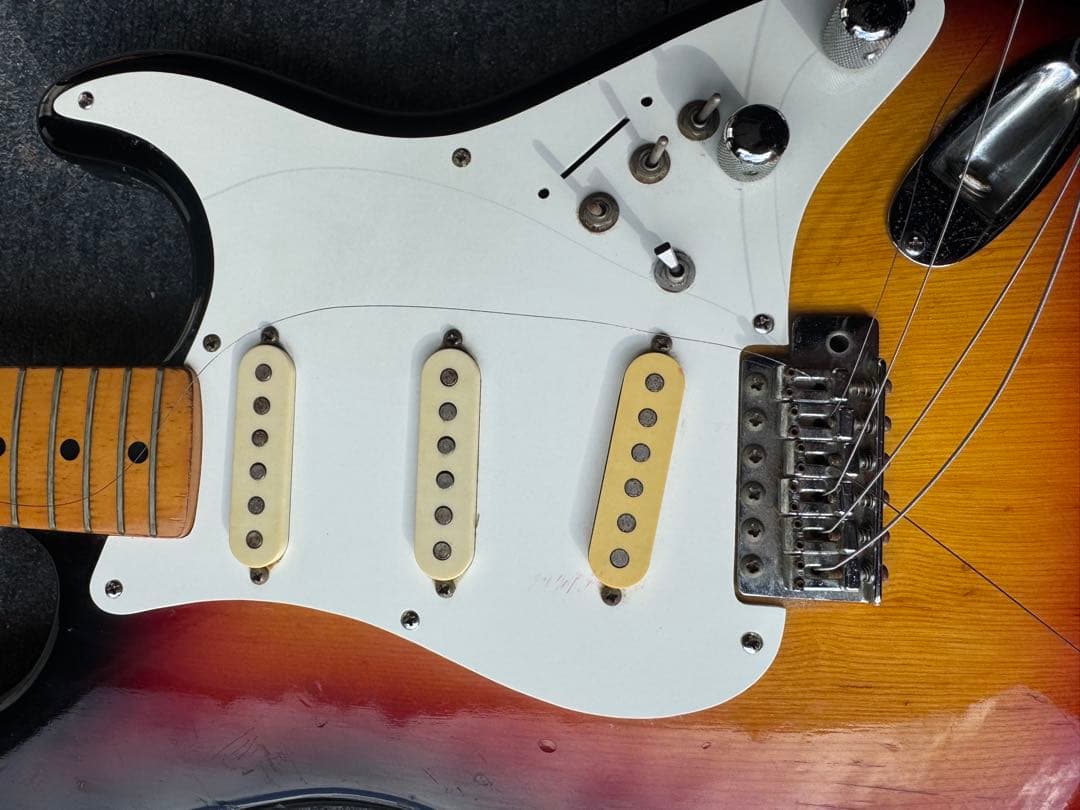 ギター FERNANDES