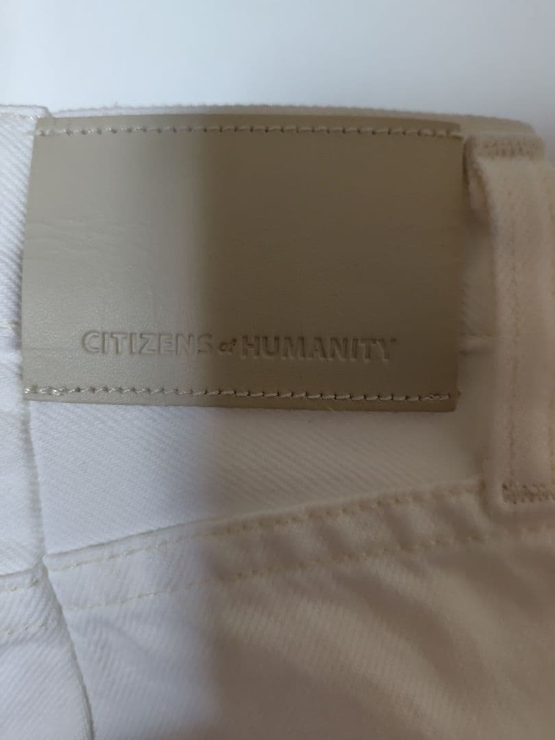 CITIZENSofHUMANITYCホワイト フリンジ裾 ワイドパンツ