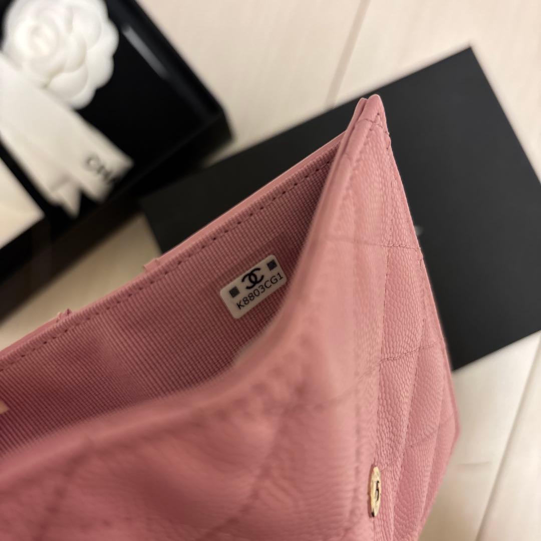 chanel スモール ウォレット　キャビアスキン