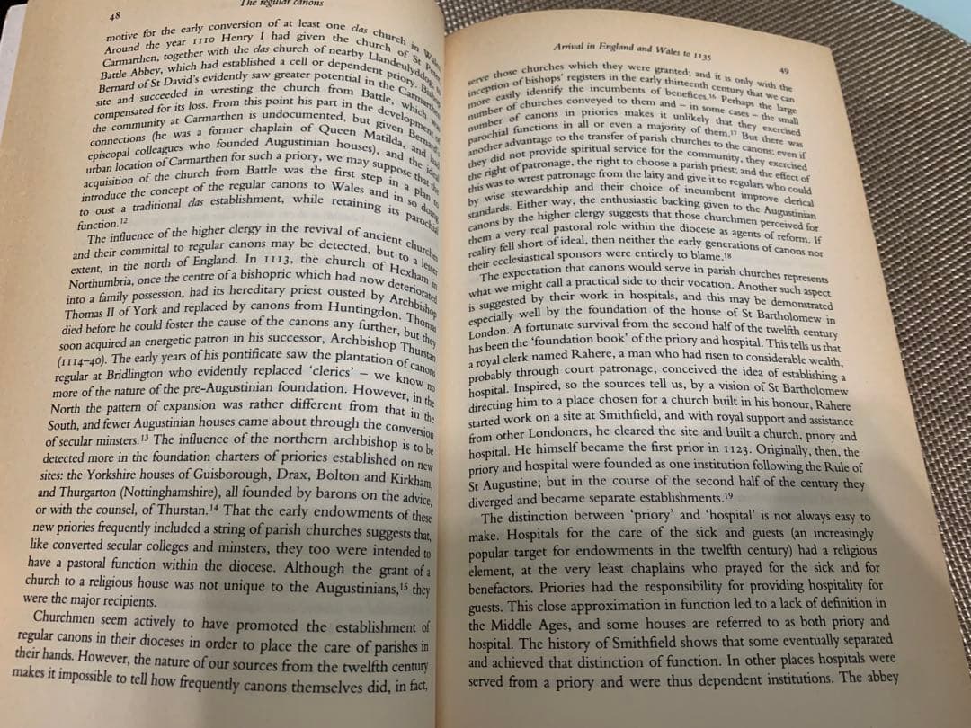 洋書 Monastic and Religious Orders in Britain