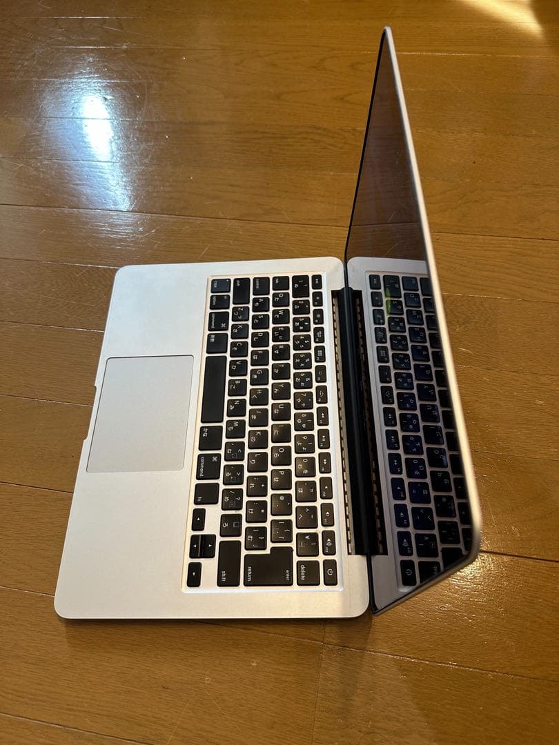 中古MacBook Pro パスワード分からず開けないPC本体