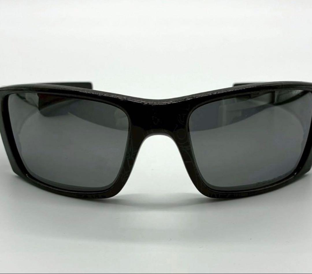 @*】様 ✨美品✨OAKLEY FUEL CELL 偏光レンズ サングラス人気モ