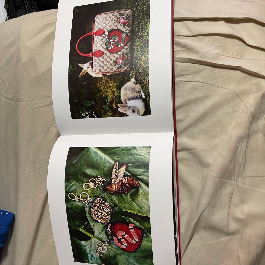 GUCCI ファッション写真集