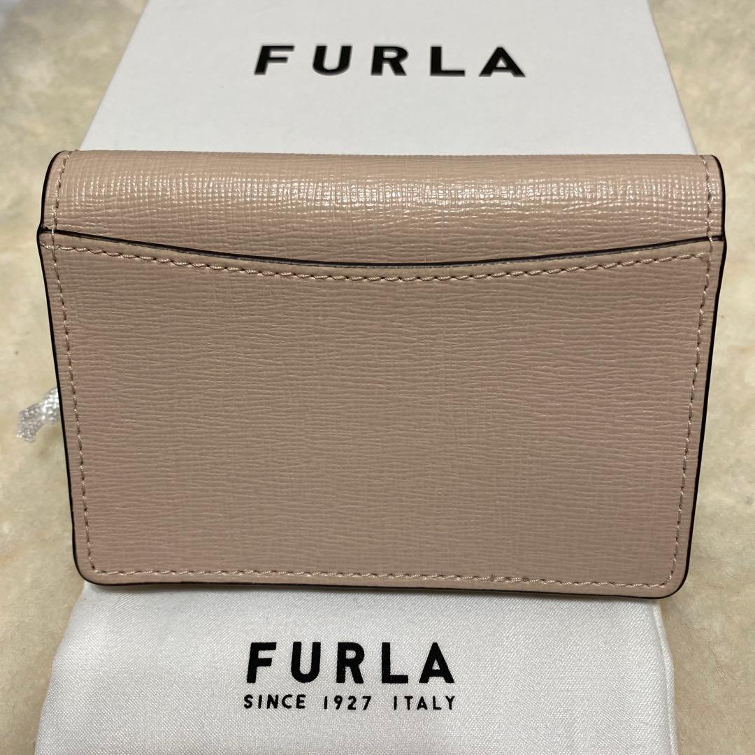 美品　フルラ　Furla　名刺入れ　カード/パスケース　レザー
