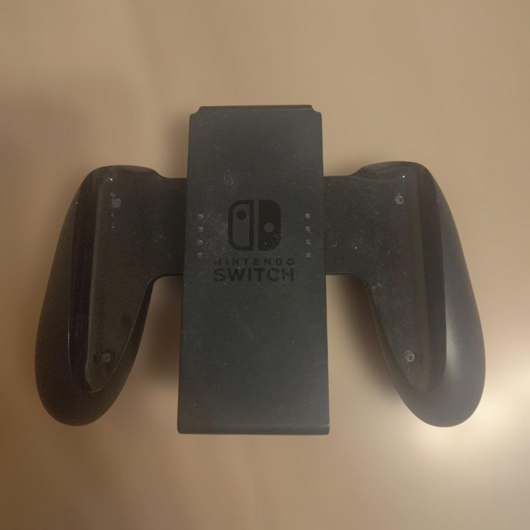 Nintendo Switch 本体 joy-con無し