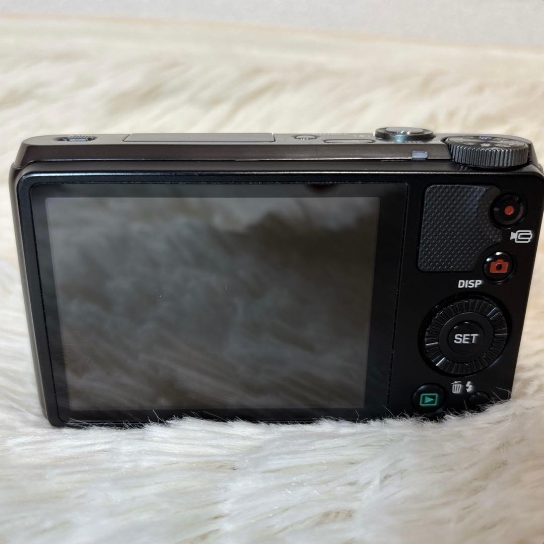 【美品】 CASIO EXILIM EX-ZR800 コンパクトデジタルカメラ