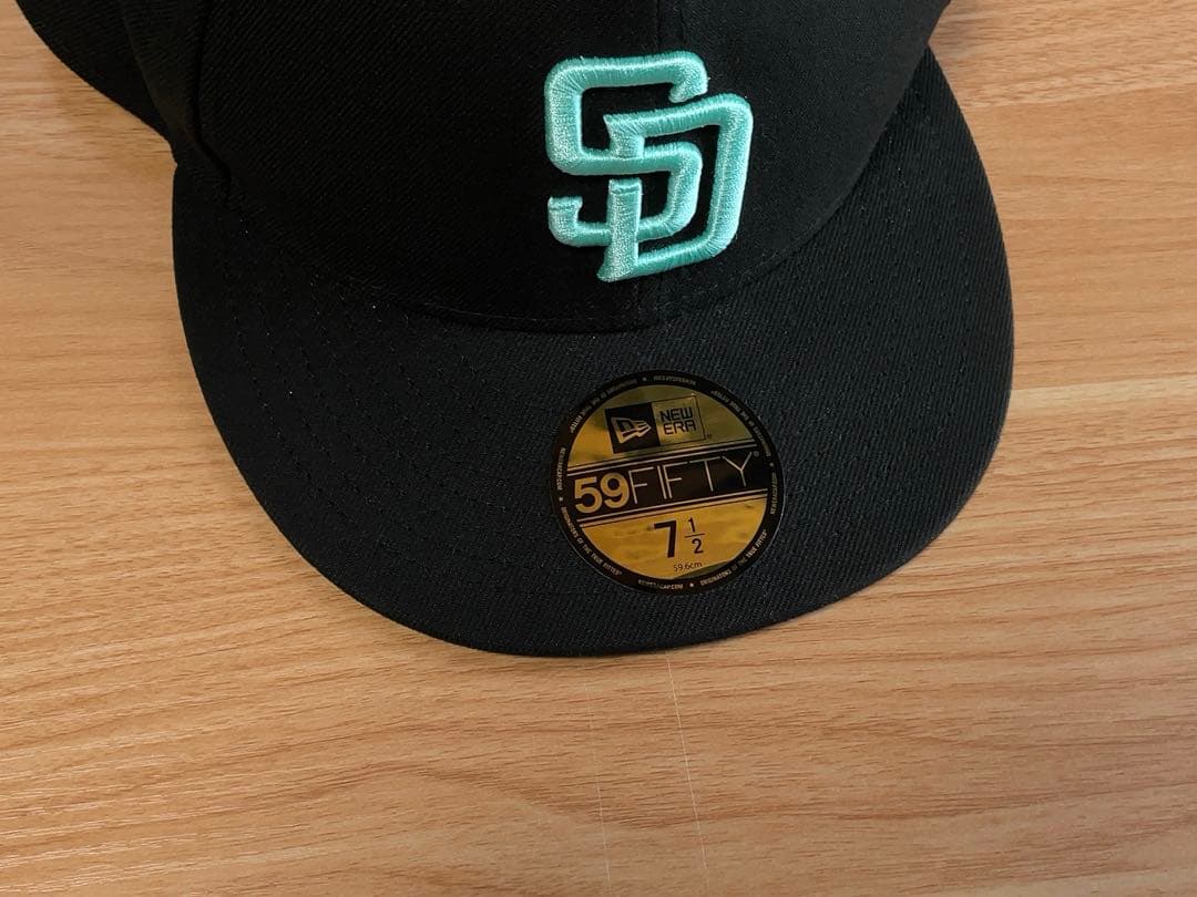 美品 ニューエラ パドレス 59FIFTY キャップ ティファニー ブラック
