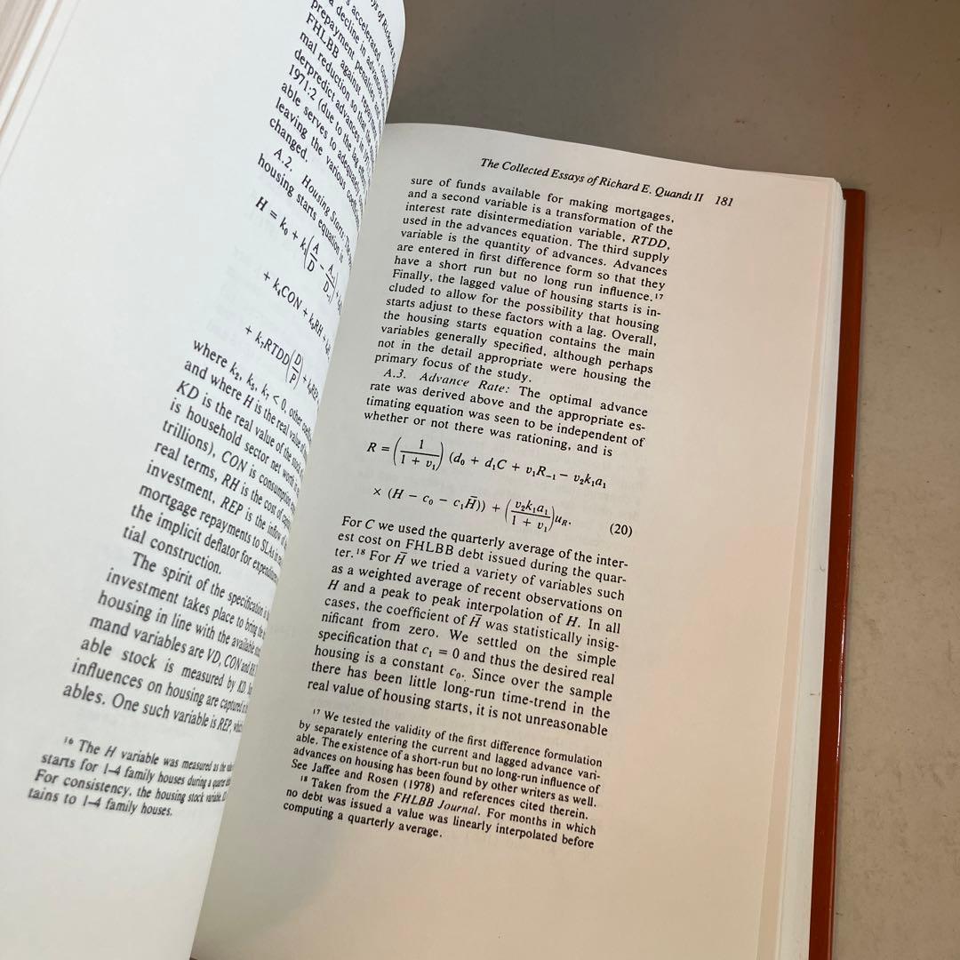 ビジネス・経済 THE COLLECTED ESSAYS