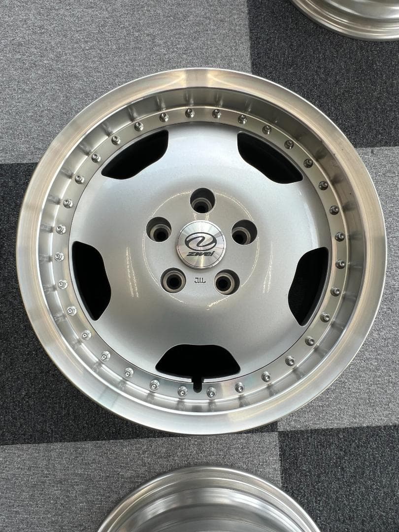 当時物　深リム　16インチF7J　R8J　PCD114.3　5穴　VIP.旧車
