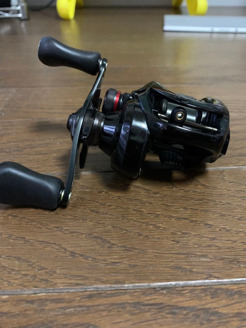 Scorpion DC 100HGベイトリール