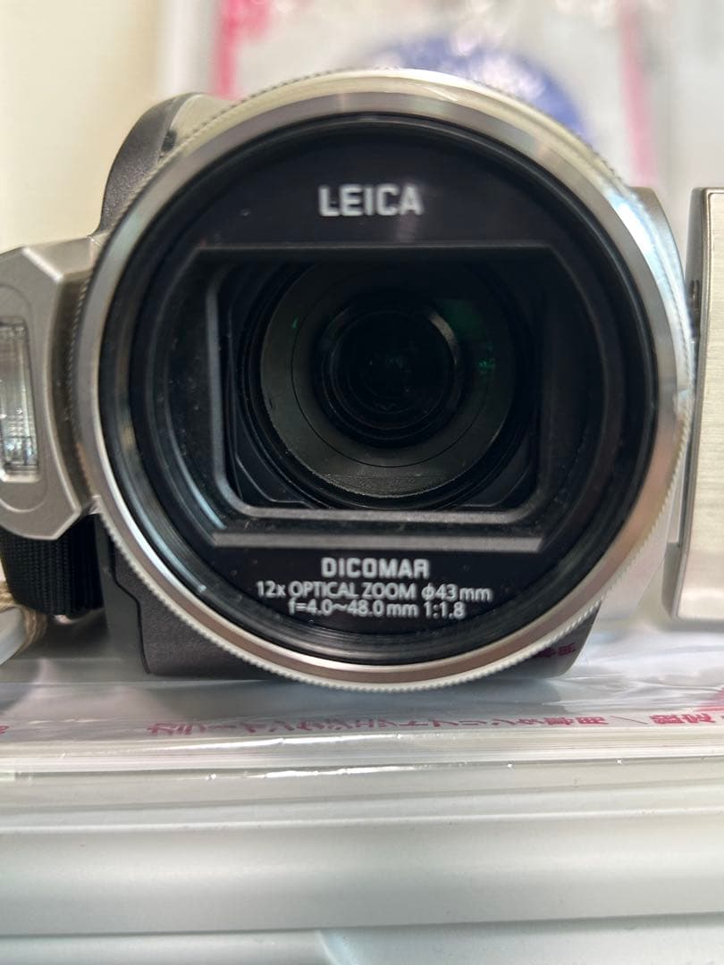 Panasonic HDC-HS300 フルHDビデオカメラ 三脚・ケース付