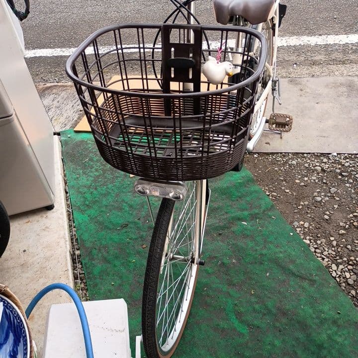 K*i様 アイボリー 電動アシスト自転車 前カゴ付き