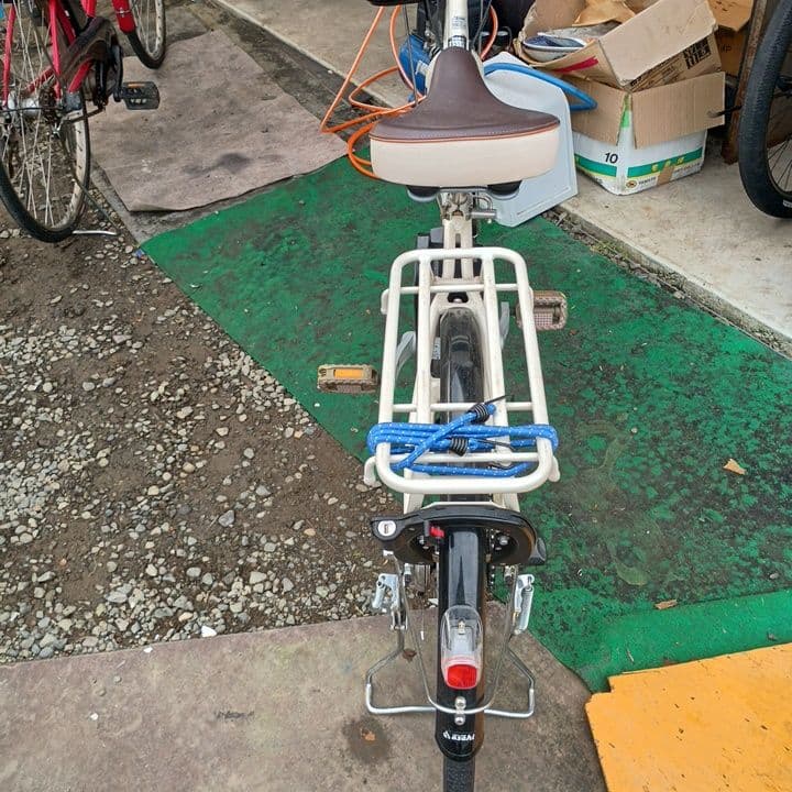 K*i様 アイボリー 電動アシスト自転車 前カゴ付き