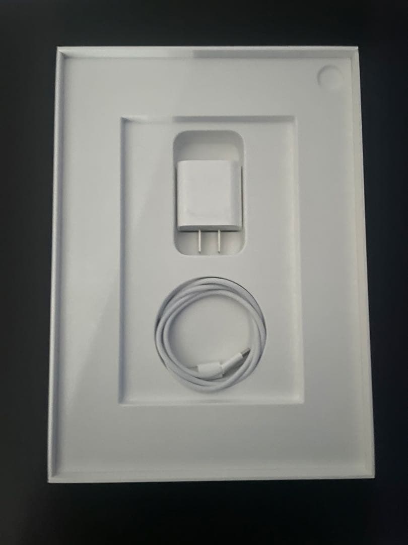 Apple iPad Air(M2)シルバー 11インチ wifi 128GB