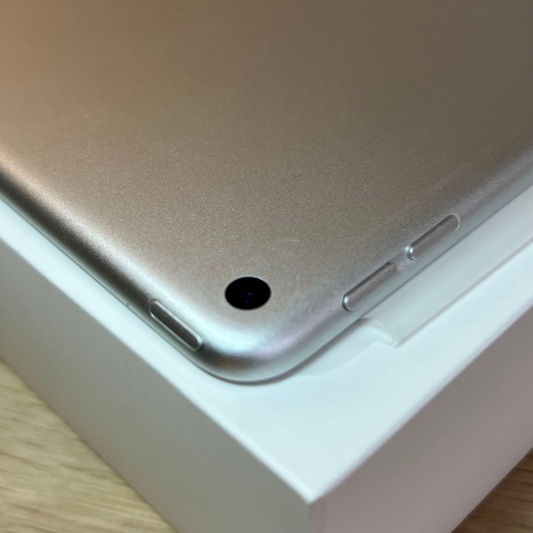 iPad Air 第3世代 64G Wi-Fi モデル シルバー