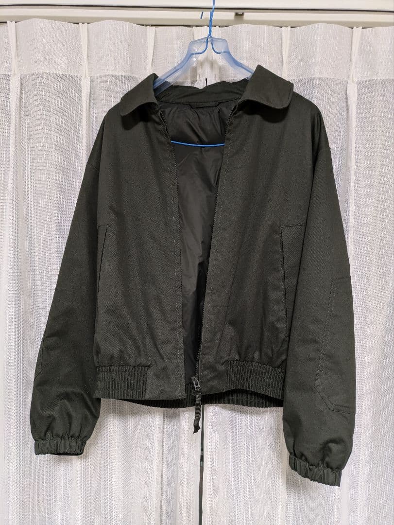 げ*ん様 ユニクロU　パフテックショートブルゾン　オリーブ　Sサイズ