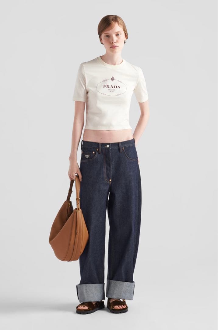 ぐ**様 PRADA プリント入り ジャージー Tシャツ