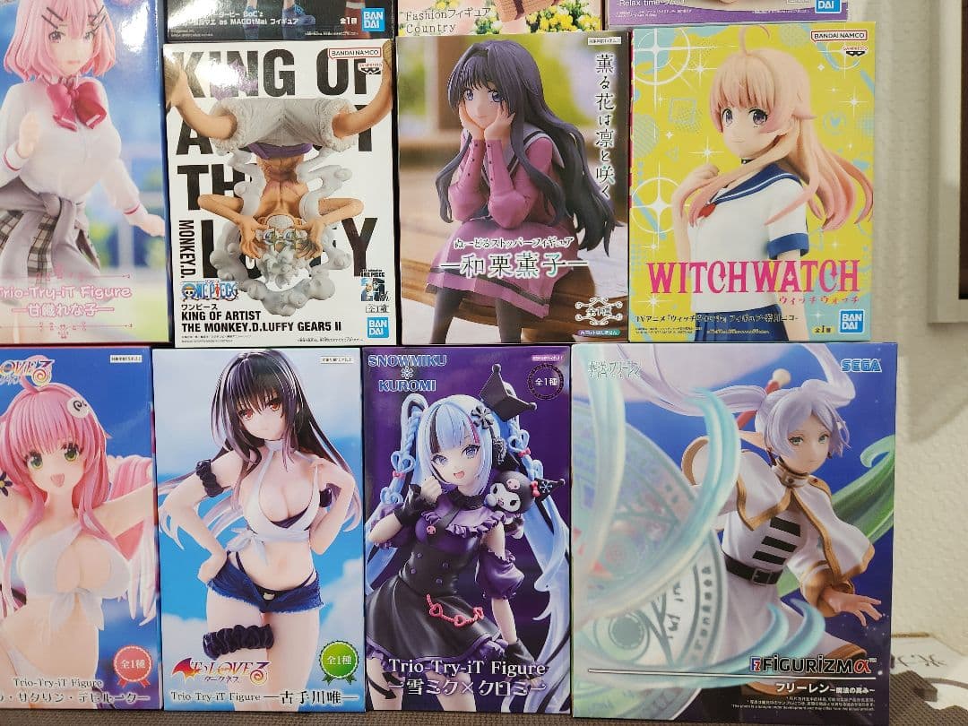未開封フィギュアセット　美少女系 クロミク ナルト とらぶる 薫子 れな子 ラム