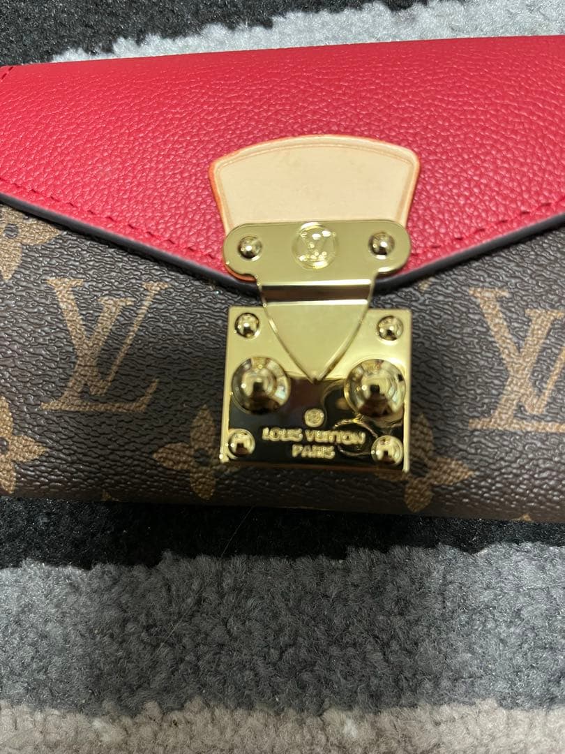 エ*マ様 Louis Vuitton 三つ折り財布 レッド/ブラウン