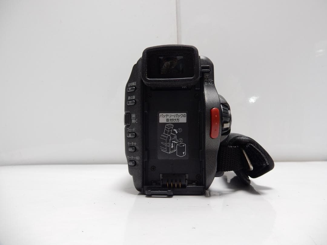 希少　大人気　動作品　Mini DV　パナソニックビデオカメラ　NV-DB1