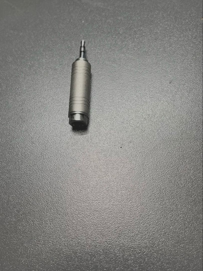 Sennheiser HD 700 ヘッドホン