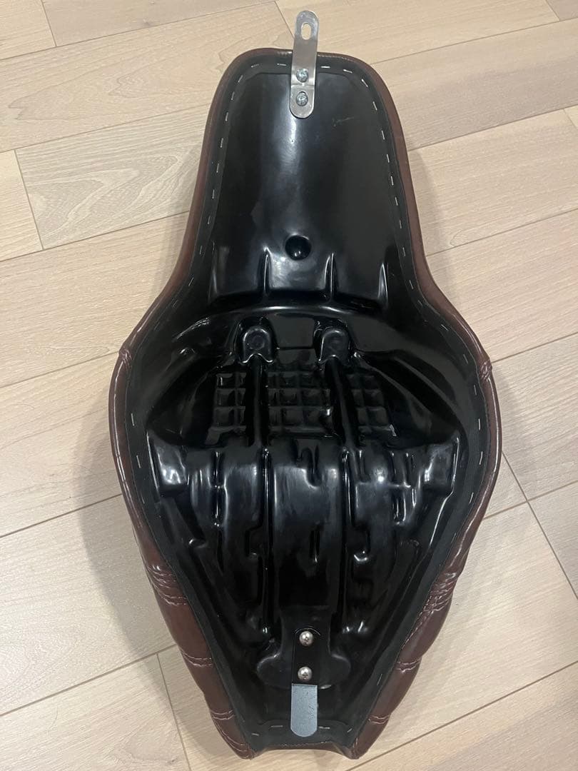 レブル250 ノイワットダン　ダイヤステッチ ダブルシート　高反発ウレタン内蔵