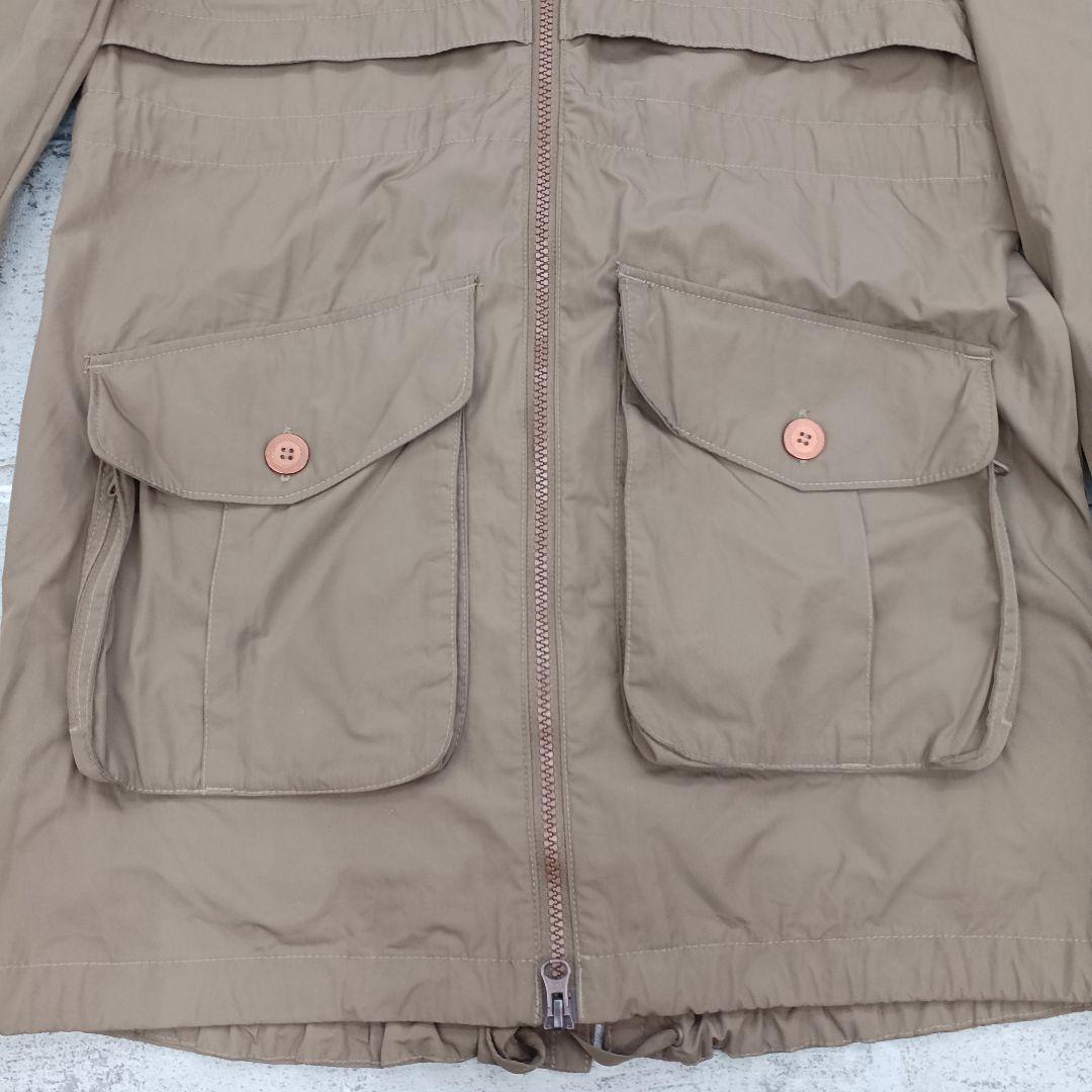 MOUNTAIN HARDWEAR ナイロンマウンテンパーカー