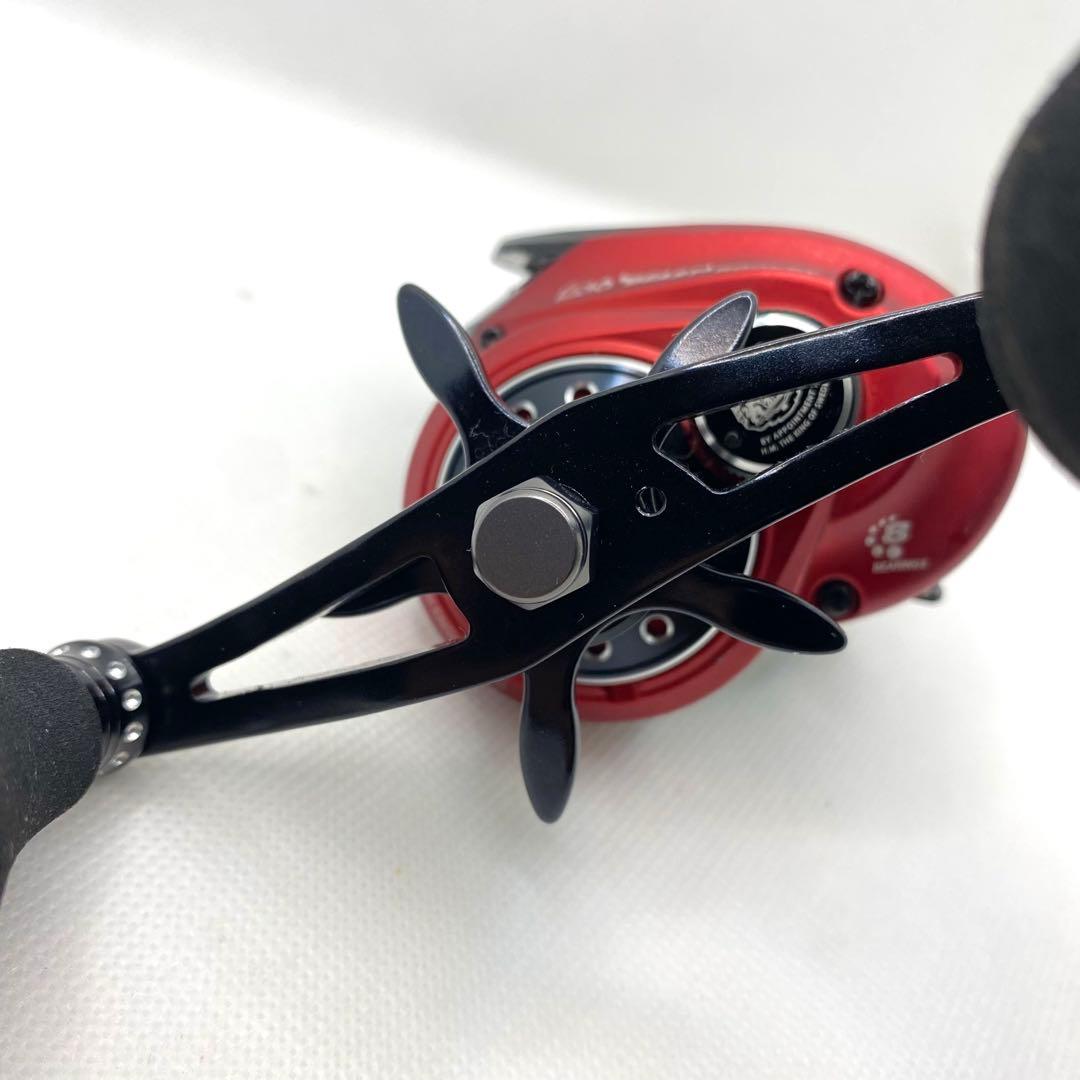 AbuGarcia アブガルシア レボビーストロケット 左ハンドル