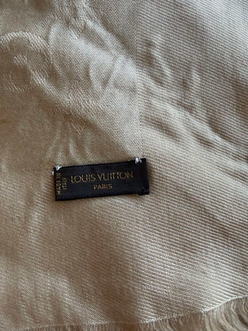LOUIS VUITTON モノグラム大判ストール シャンパンゴールド