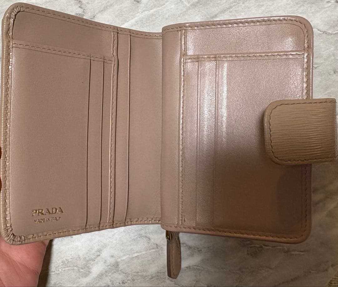 PRADA プラダ 2つ折り財布 ピンクベージュ サフィアーノ レザー ベージュ