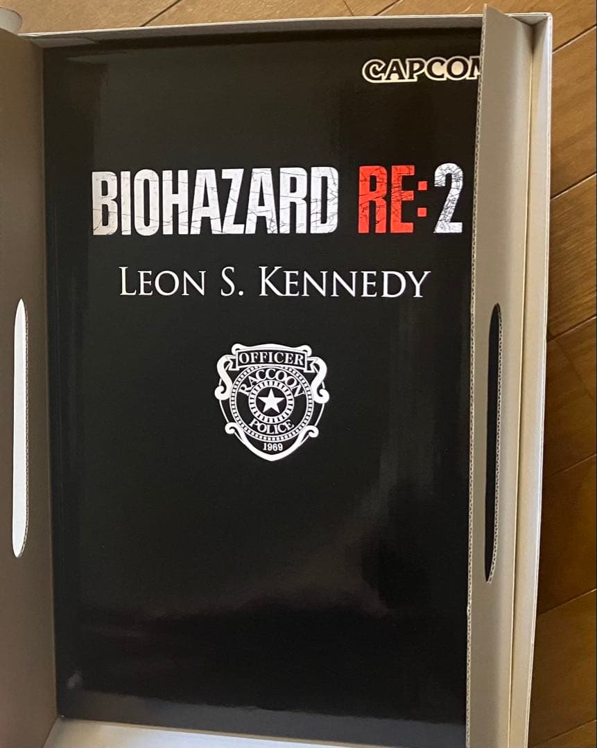 BIOHAZARD RE:2コレクターズエディション レオン　フィギュア