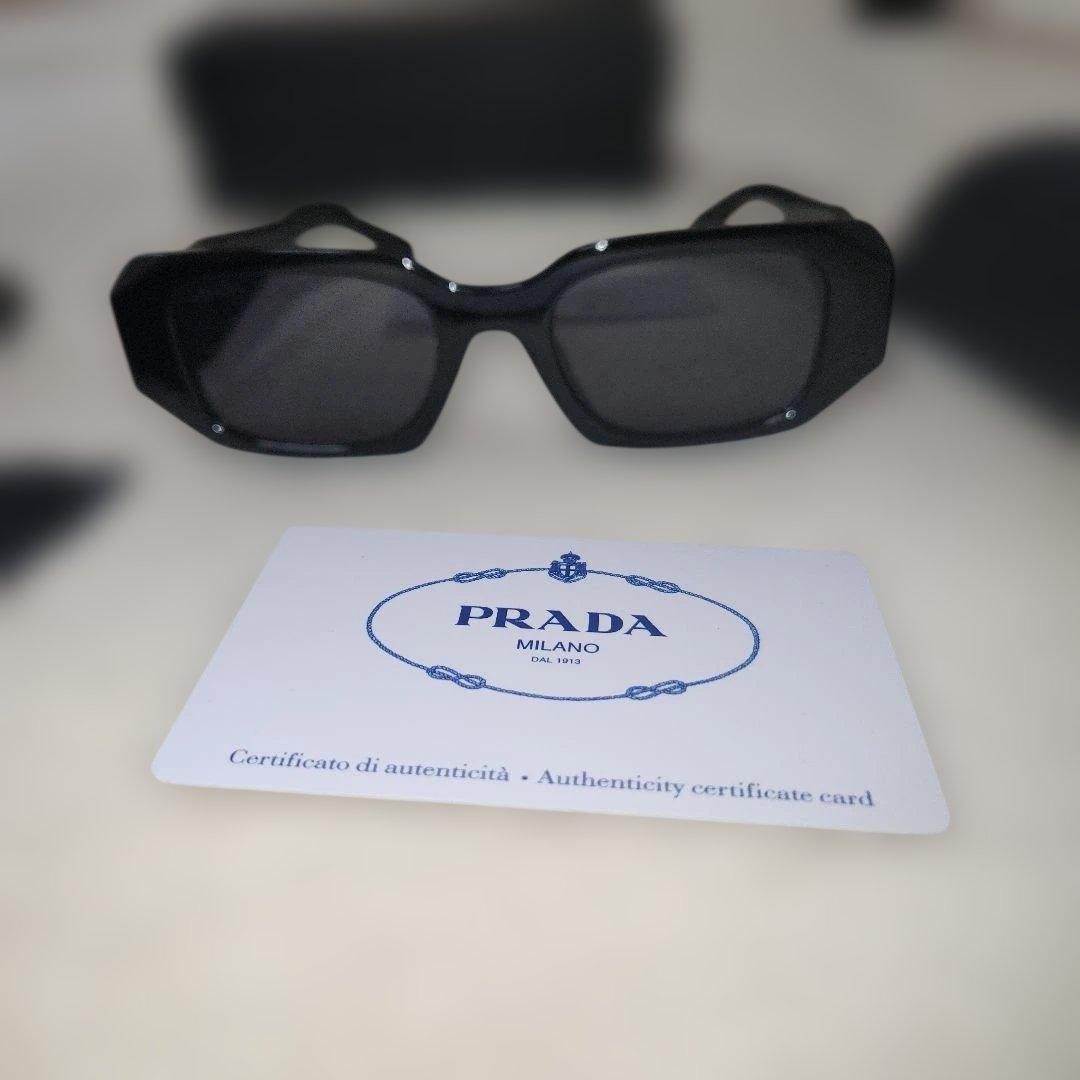 PRADA ブラック サングラス
