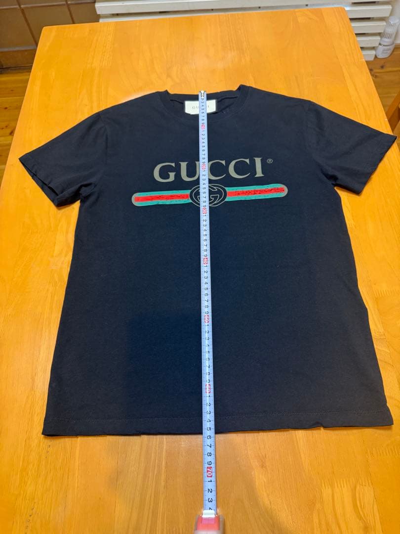 GUCCI　ダメージ加工　tシャツ Sサイズ 中古品ブラック