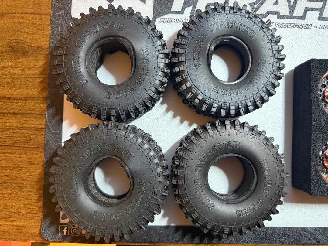 スケールクローラー　axial rc4wd等1.9ホイールタイヤセット