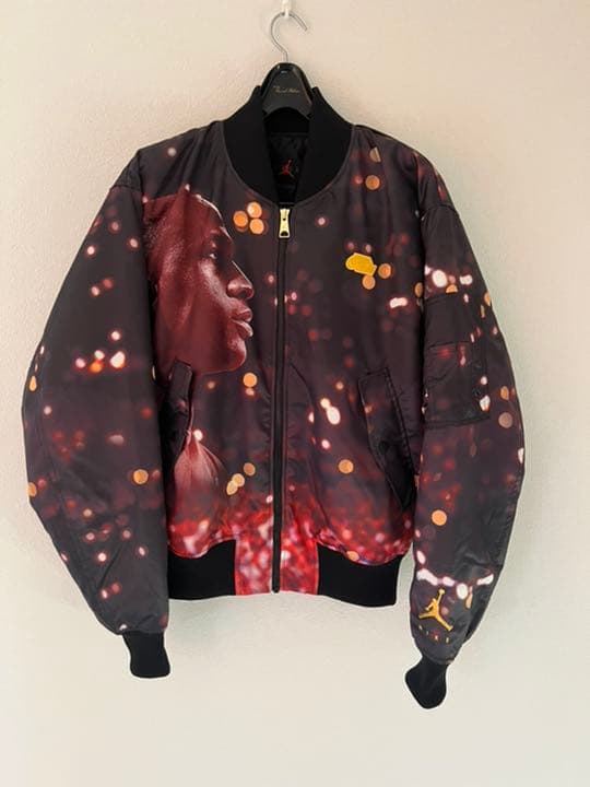 【新品】 NIKEジョーダンジャンプマン　ジャケット