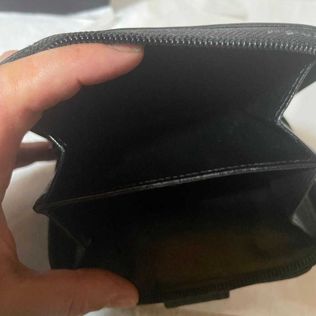 プラダ　二つ折り財布　サフィアーノ