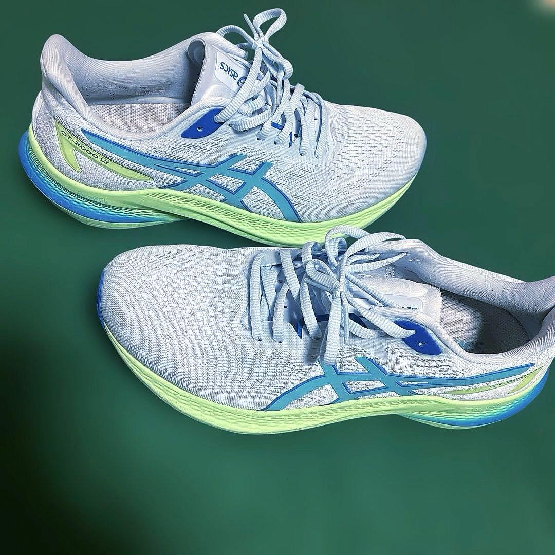 [値下げ交渉歓迎] asics公式ストア限定 ランニングシューズ GT-2000